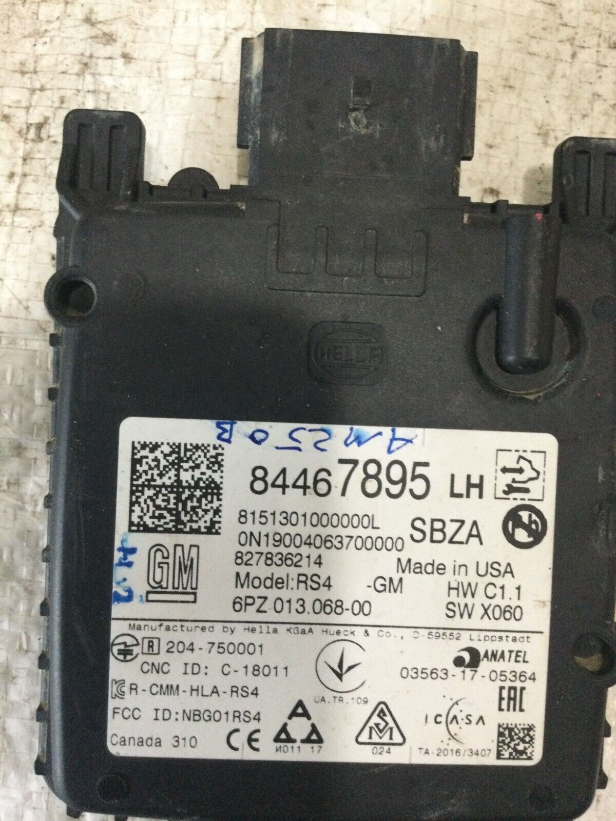 2019- 2020 Chevy Blazer Rear Left Blind Spot Module Sensor 84467895 OEM