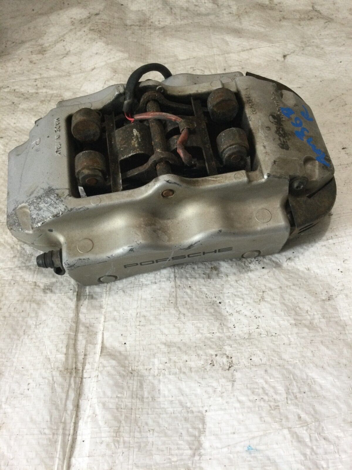 2004 Porsche Cayenne Right Rear Brembo Brake Caliper OEM