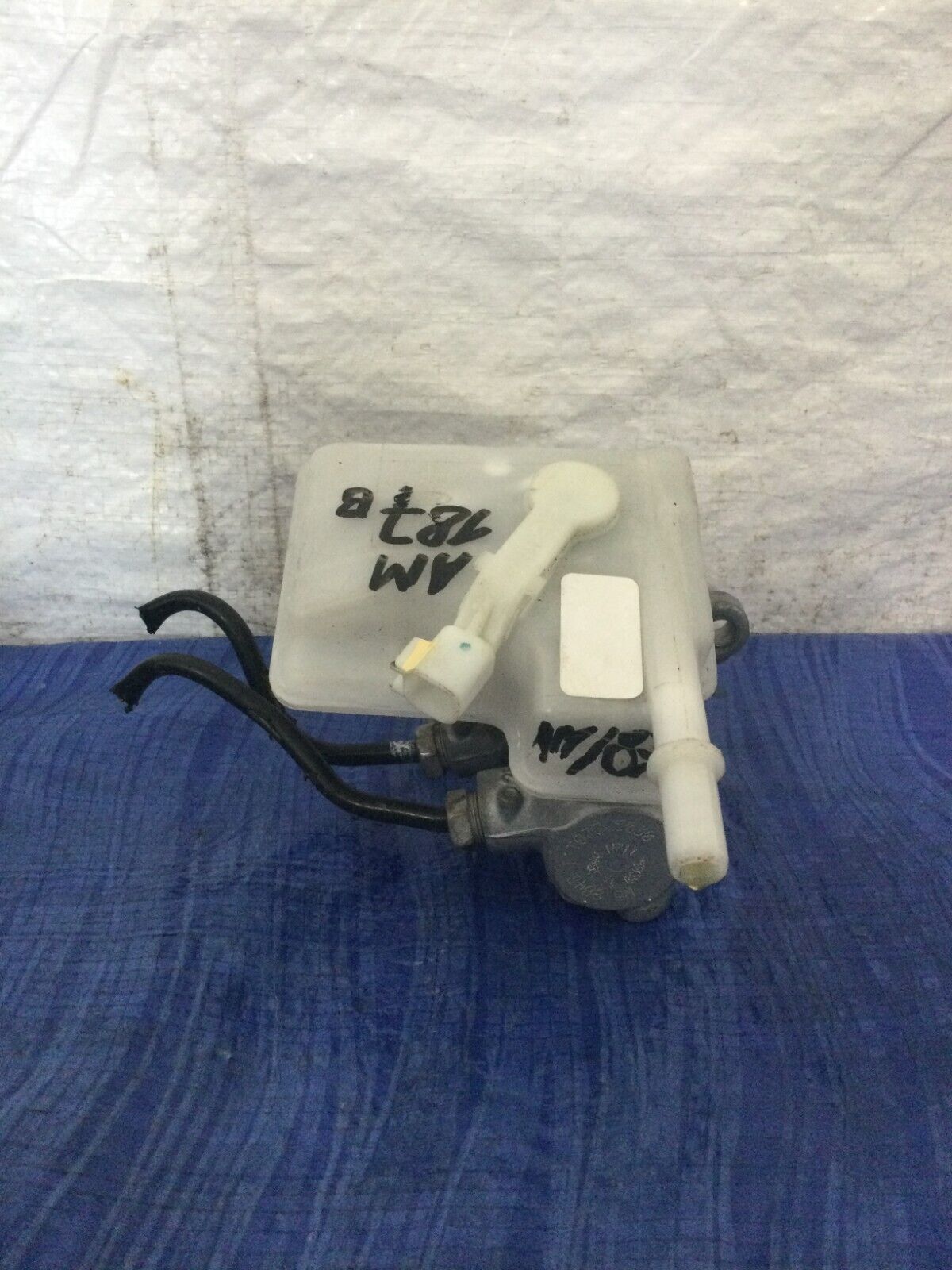 2018 Ford Escape Master Brake Cylinder W/ Reservoir OEM EV61-2140-P 2.0L