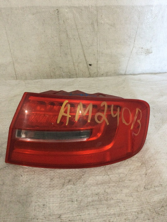 2013-2016 Audi A4 Right Passenger Outer LED Tail Light OEM 01091604