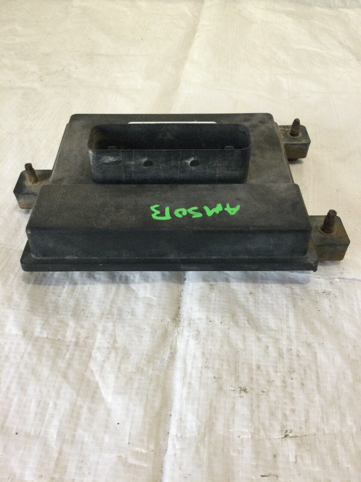 2007 GMC Acadia Fuel Pump Control Module / Chassis Brain Box  20791900 OEM