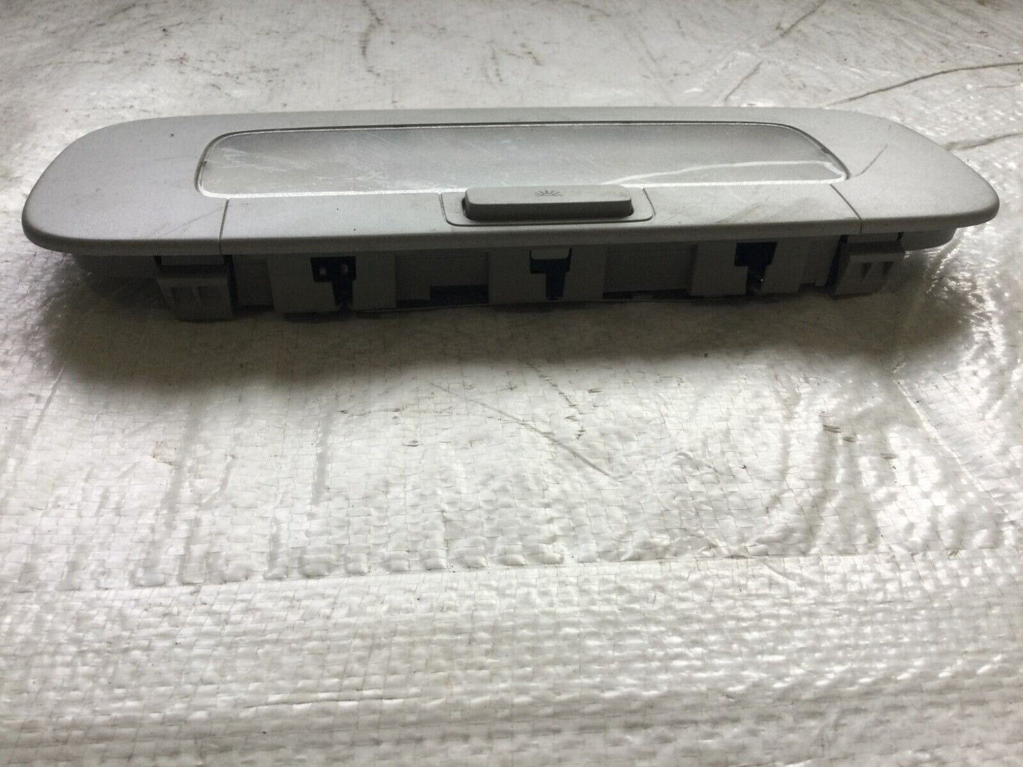 2006 Volkswagen Jetta Rear Overhead Dome Reading Light Lamp 1K0947291
