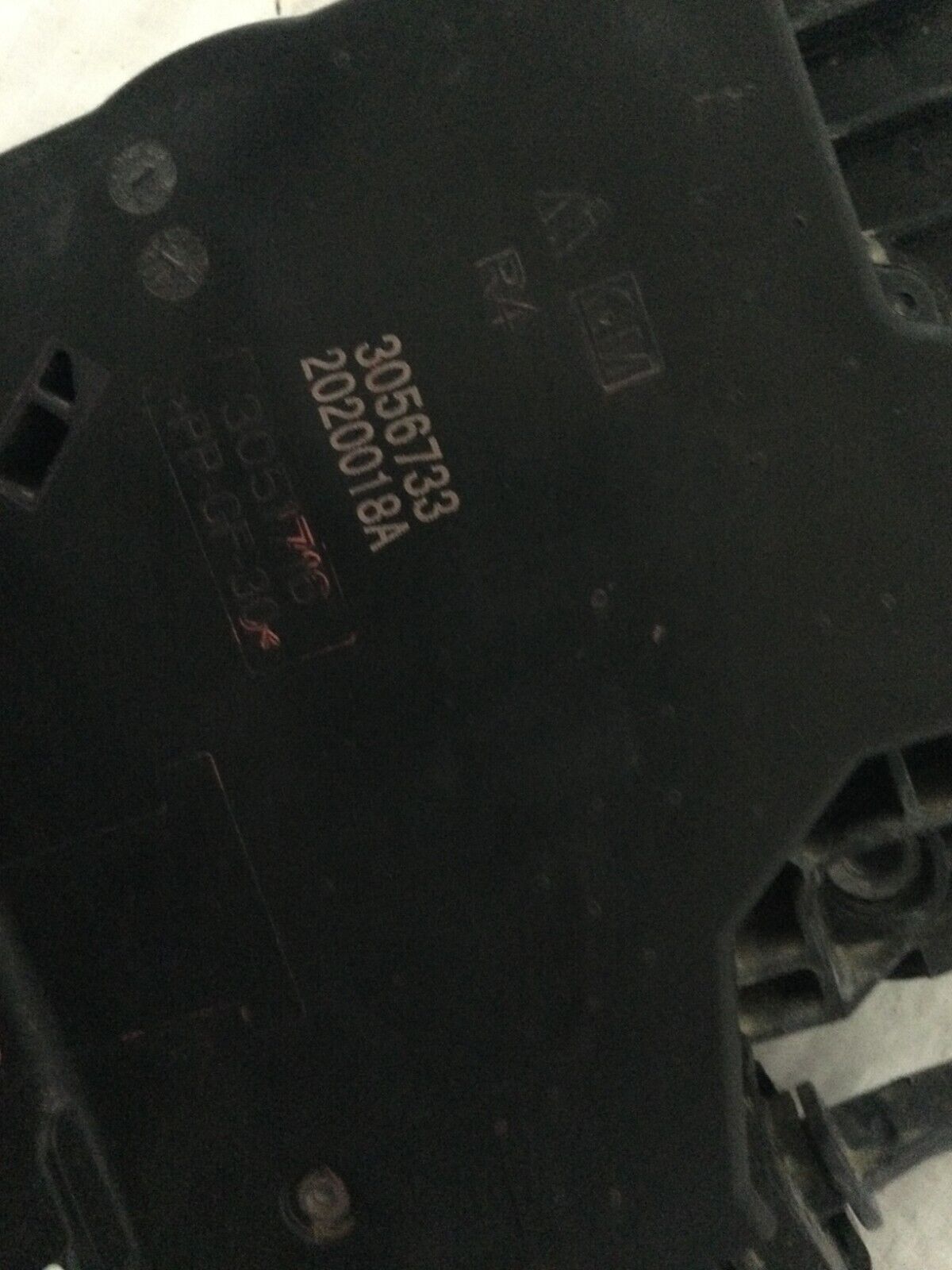 2019-2022 Chevrolet Silverado 1500 Front Right Door Lock Latch OEM 13533615