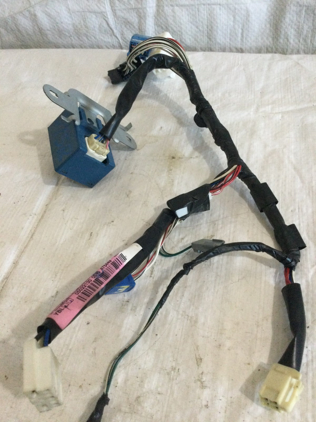 2004 Toyota Matrix Windshield Wiper Motor Relay OEM 85940-12130