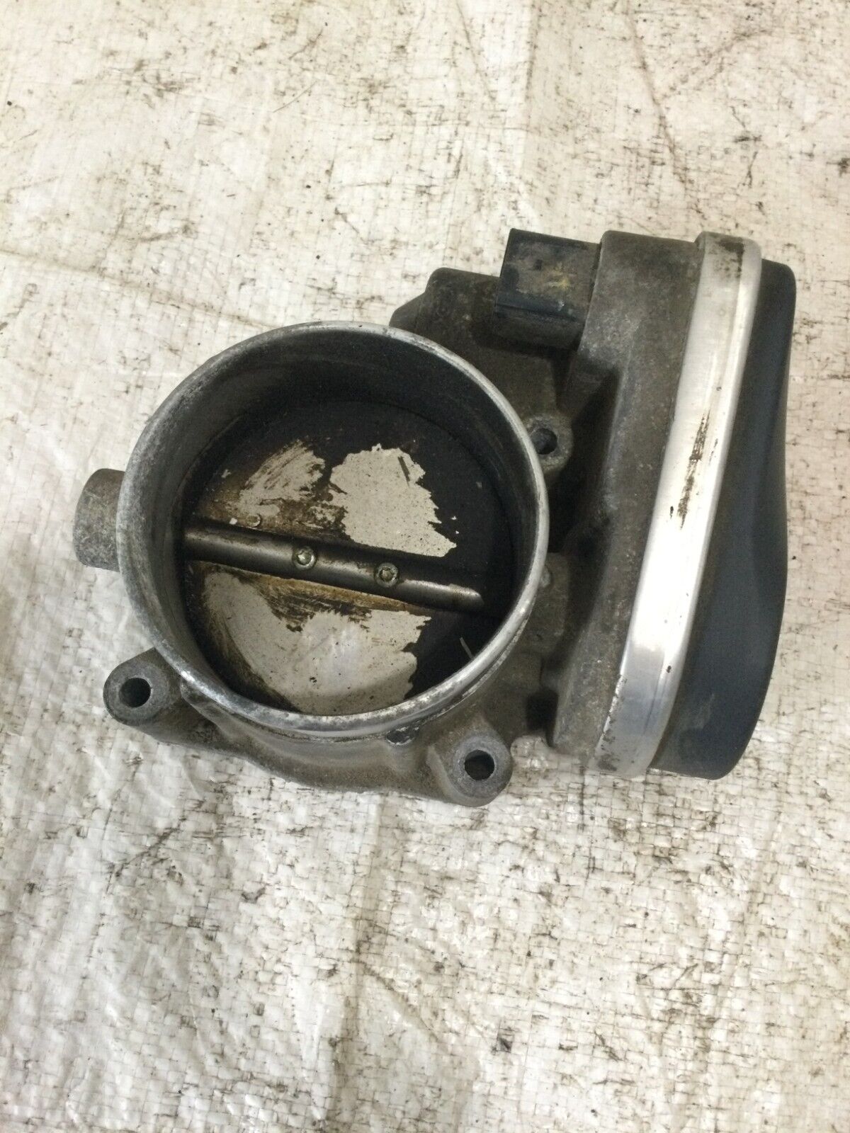 2005 Dodge Ram 1500 Throttle Body Valve Assembly 53032801AC 5.7L OEM