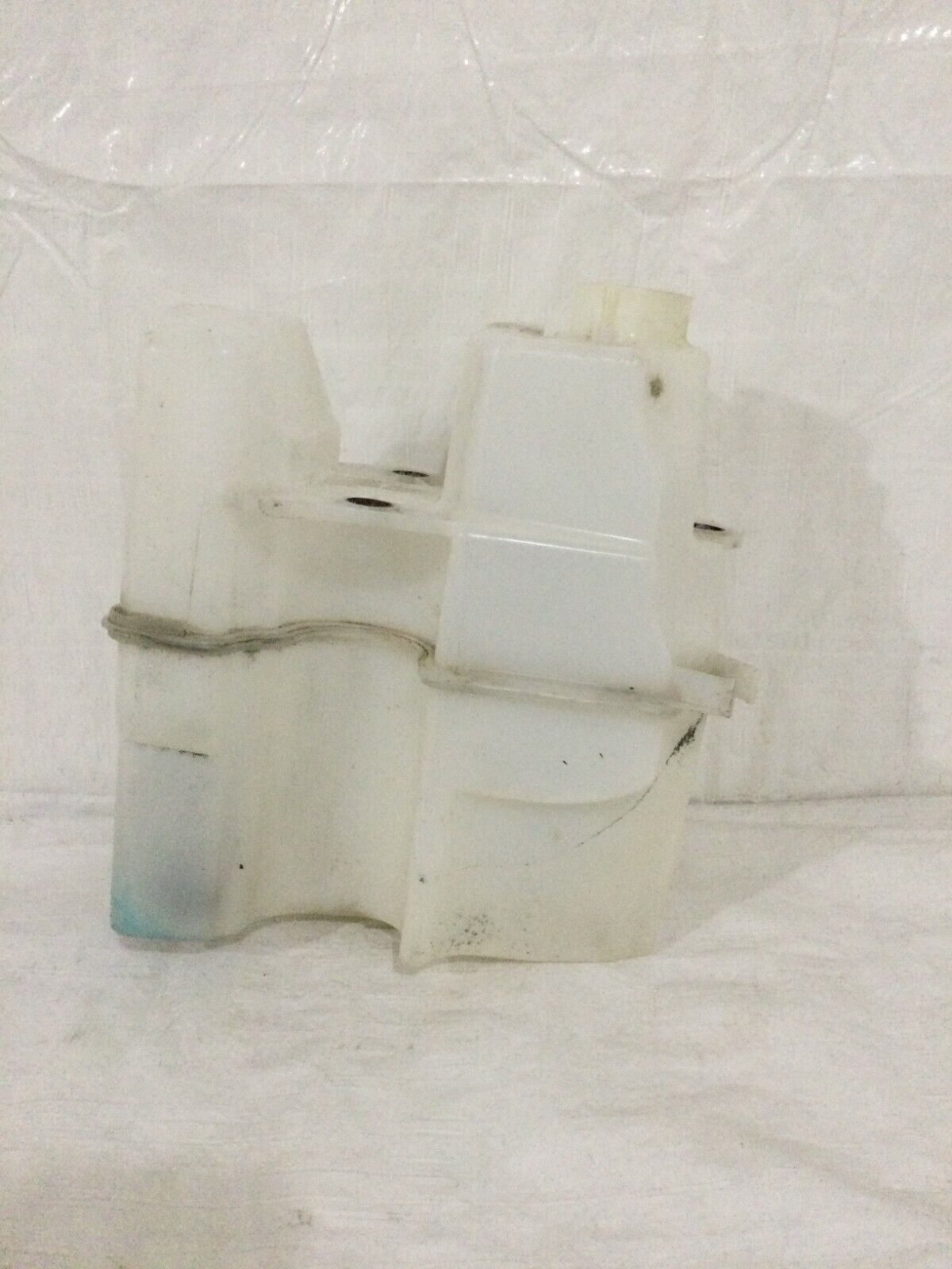 2006 Volvo V70 Windshield Washer Fluid Reservoir 9178881 OEM