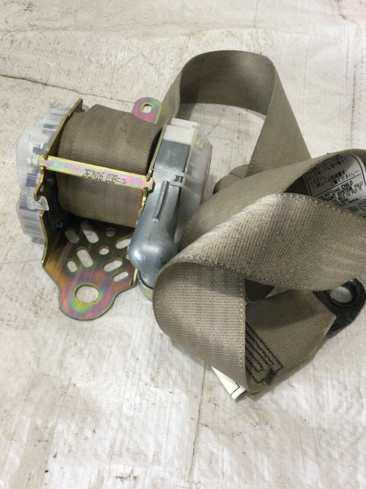 2003 Toyota Highlander Front Right Passenger  Side Seat Belt  Bucket OEM