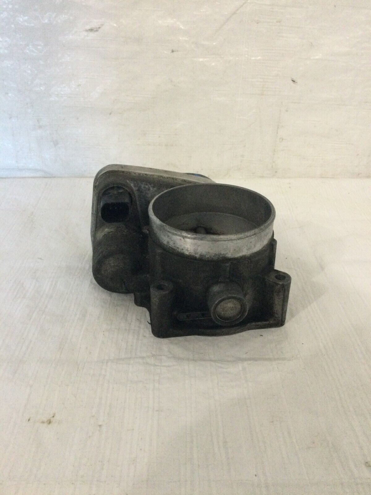 2005 Dodge Ram 1500 Throttle Body Assembly 53032801AA 5.7L OEM