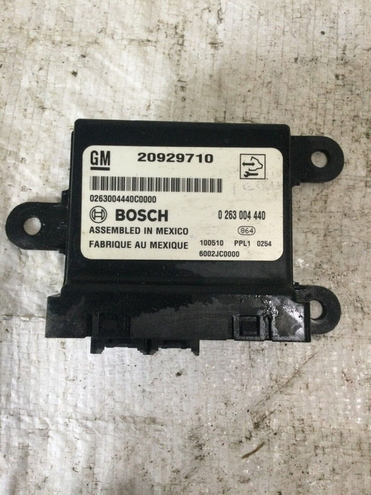 2011-2014 Chevrolet Tahoe Rear Park Assist Alarm Module 20929710 OEM