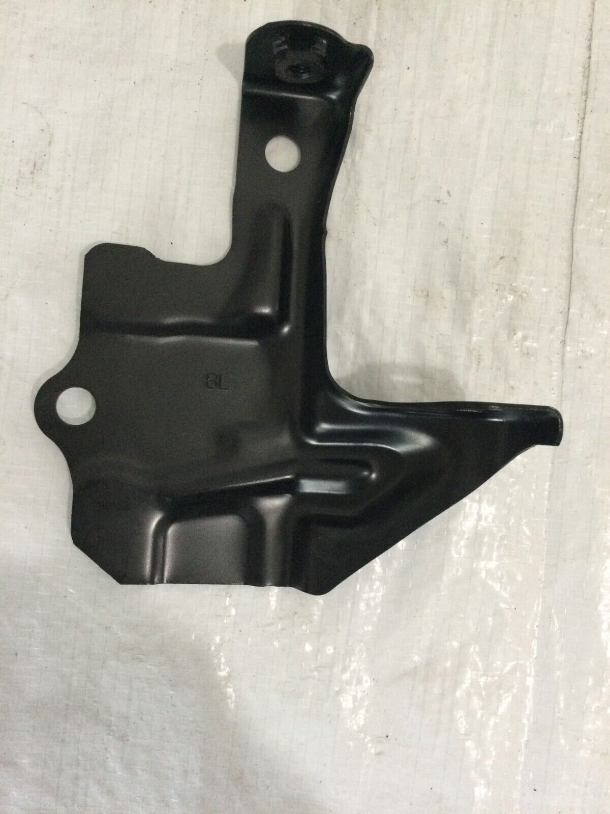 2019-2021 Toyota Camry Front Bumper Upper Left Arm 52142-06160 OEM