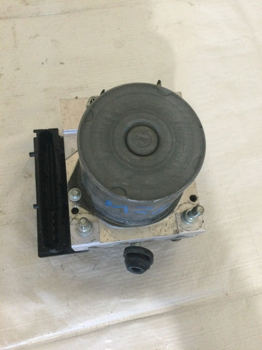 2012 Infiniti G37 ABS Anti Lock Brake Pump OEM 0265951652
