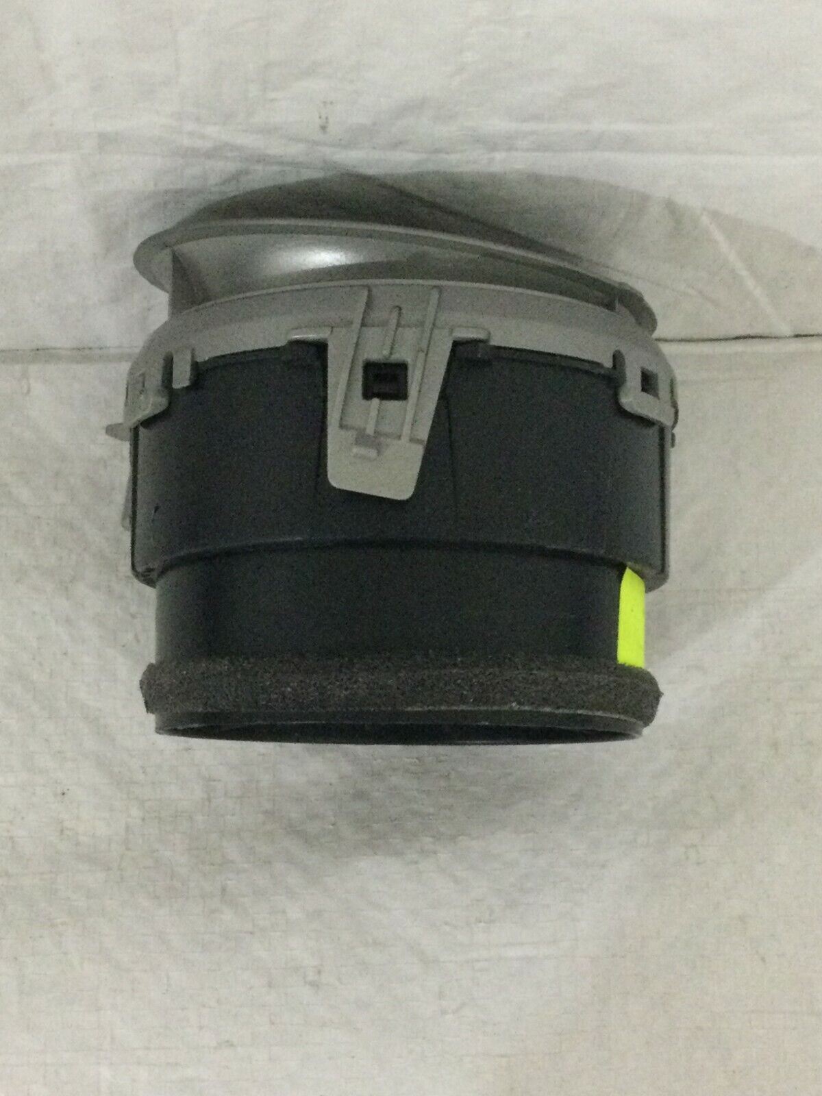 2016 Toyota RAV4  Dash Air Vent 55660-0R010 OEM Right Passenger Side RH