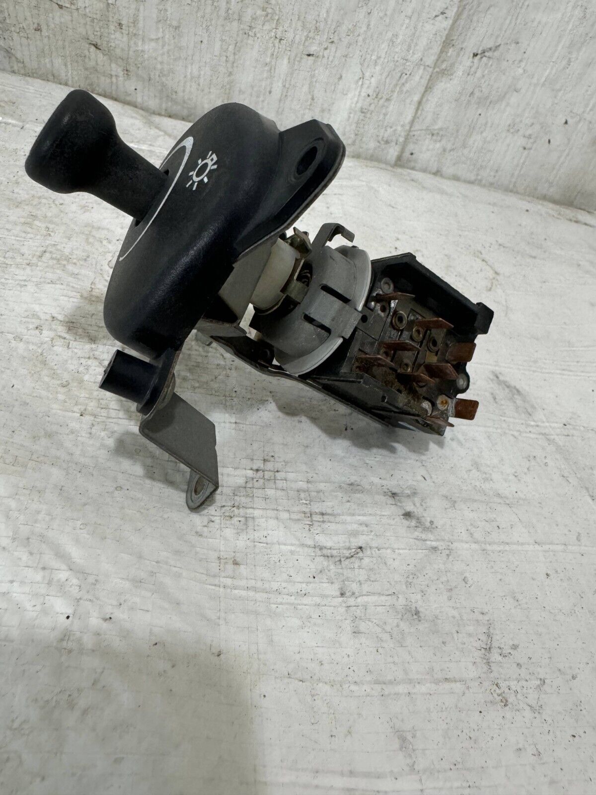 1998 Dodge Ram 2500 Cargo Head Light Switch 56045082AA OEM