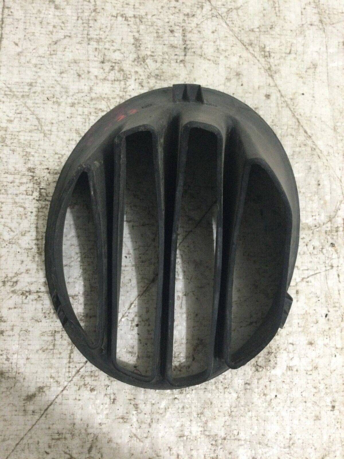Dodge Ram 2500 2003-2009 Fog Light Cover Passenger Side Front OEM 55077234