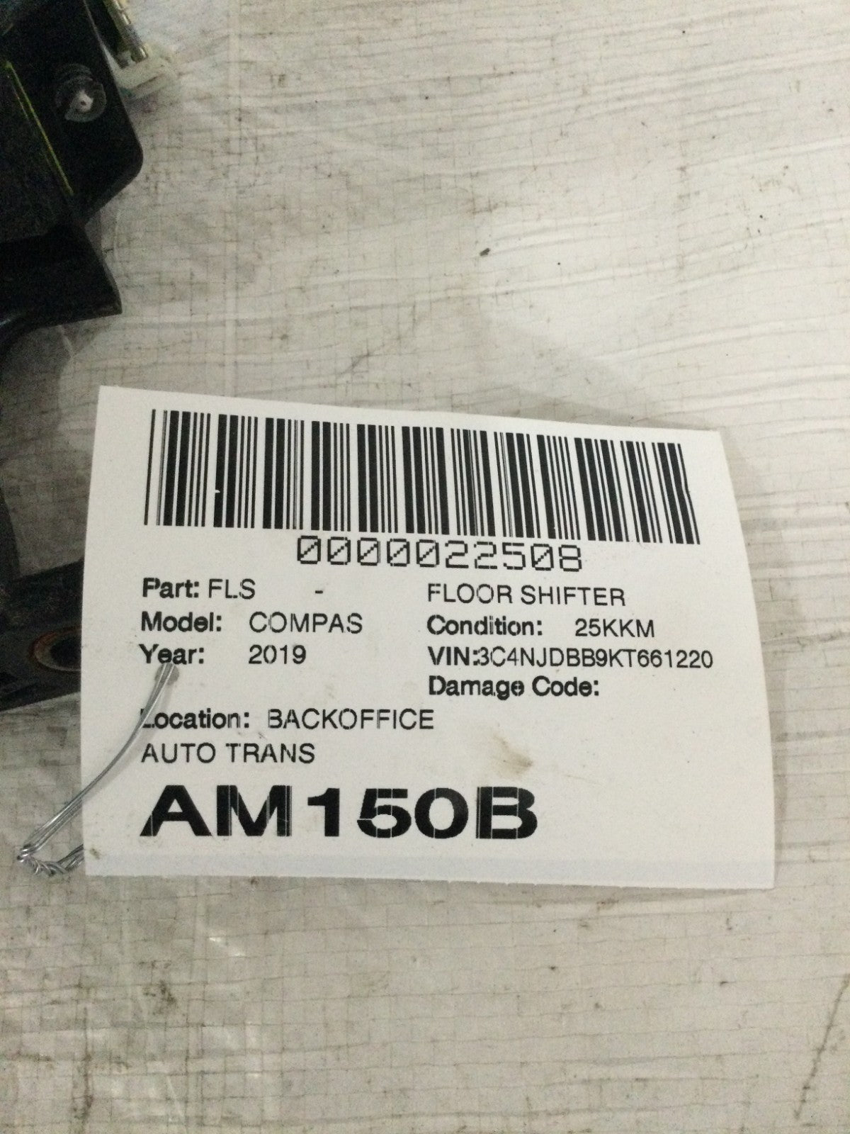 2019 Jeep Compass Floor Shifter OEM P5VM06DX9AI MARKED DAMAGE