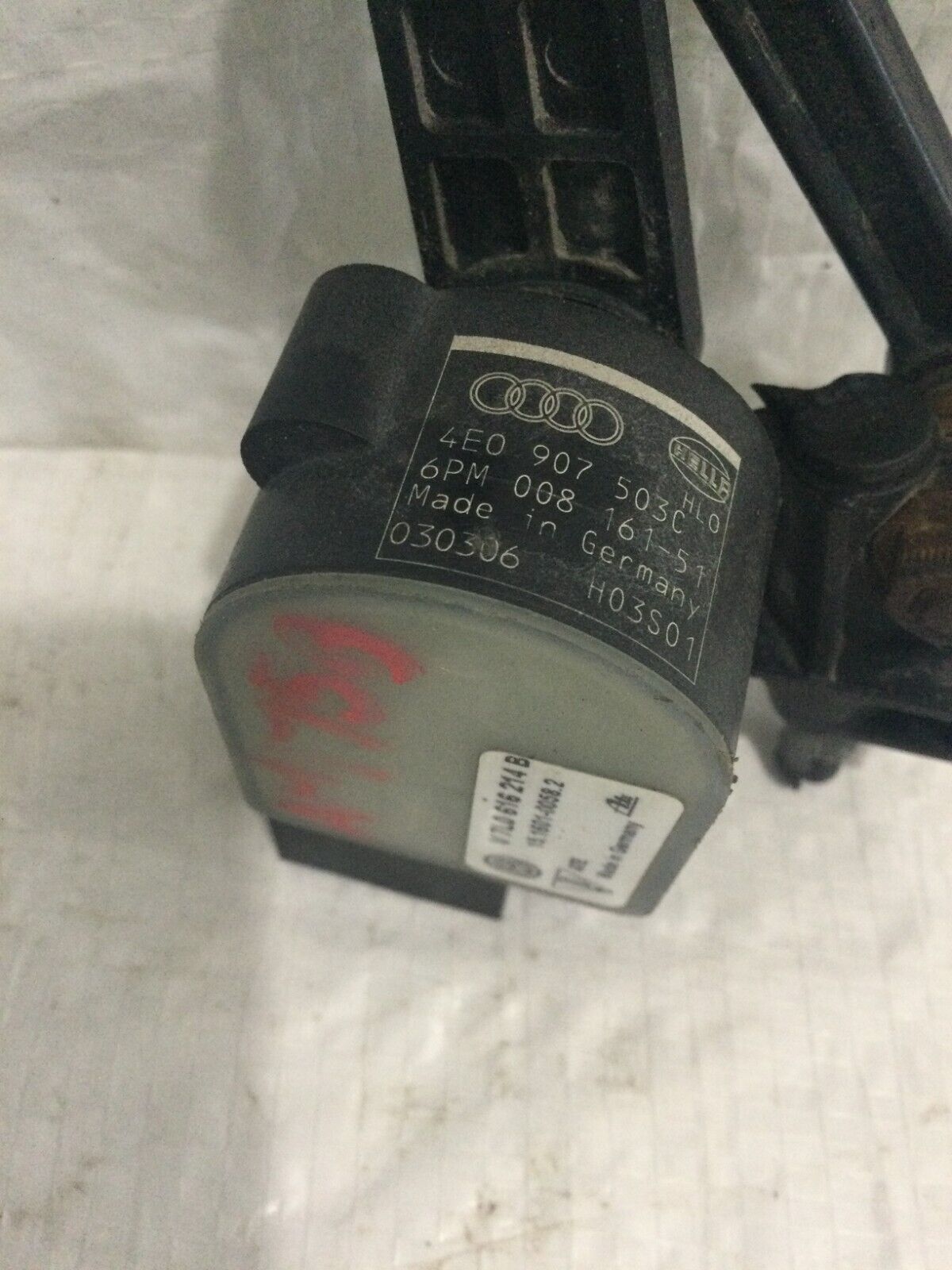 2007 Volkswagen Touareg Front Left Headlight Suspension Leveling Sensor OEM