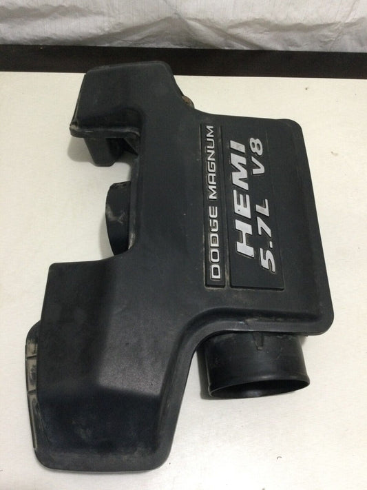 2004-2005 Dodge Ram 1500 5.7L Hemi Air Intake Resonator Housing Box OEM 53032463