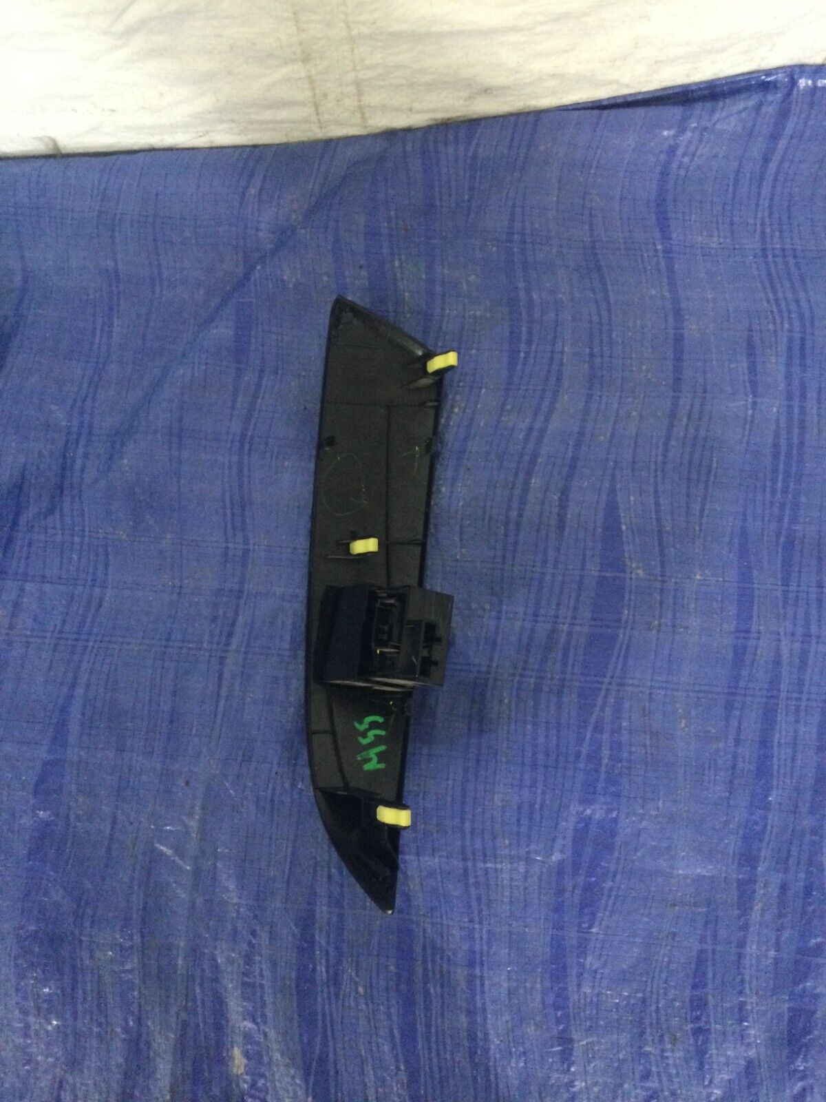 2004-2005 Toyota Sienna center dash right radio bezel trim panel OEM 55413-AE010