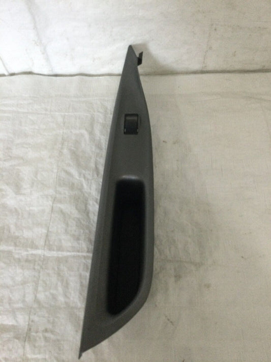 2003-2005 Mazda 6 Mazda Front Right Passenger Side Power Window Switch OEM