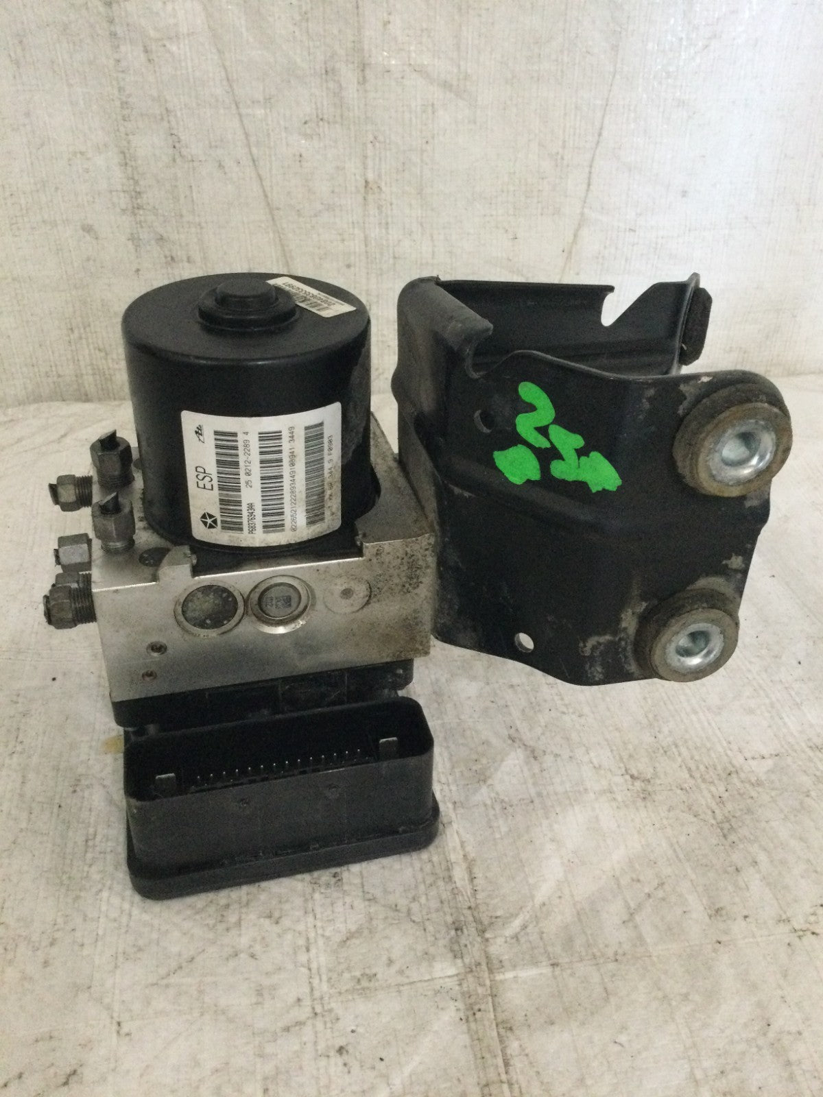 2019 Dodge Ram 1500 5.7L ABS Anti-Lock Brake Pump OEM 68376943AA