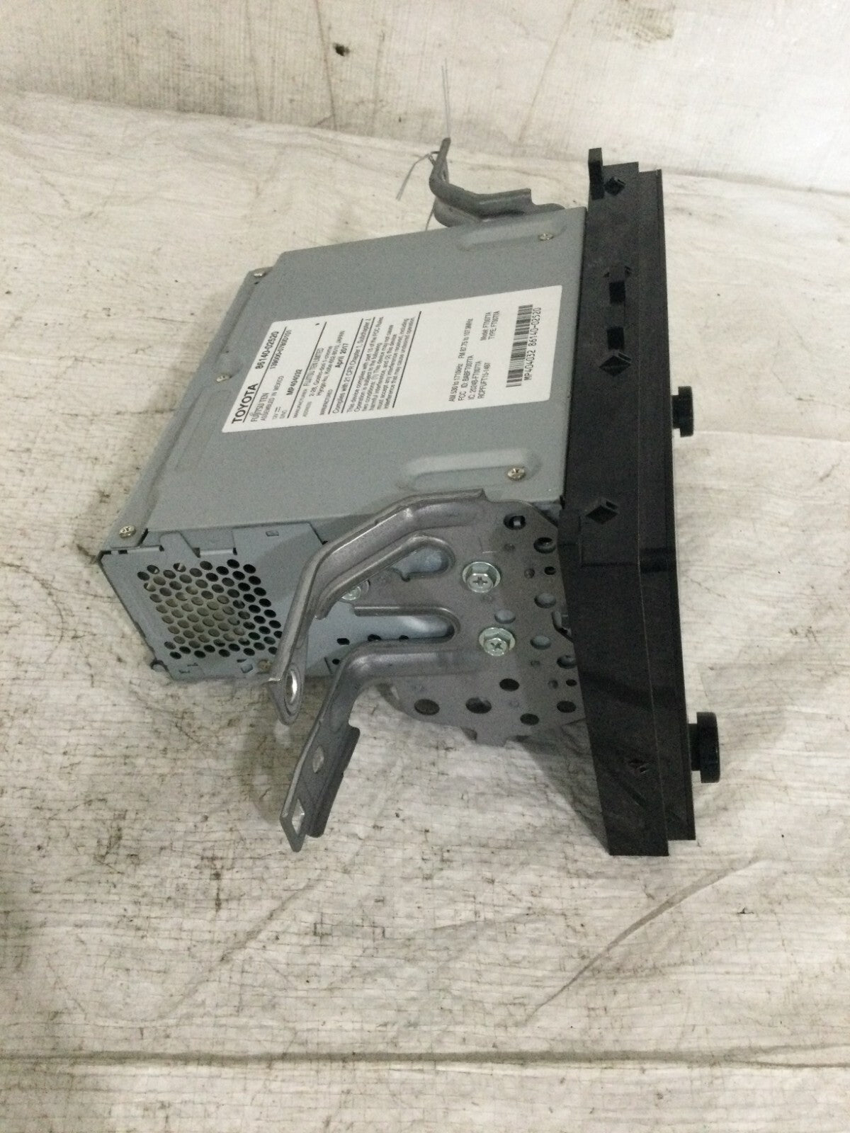 2017 Toyota Corolla Touchscreen Radio CD Player Receiver 86140-02520 OEM