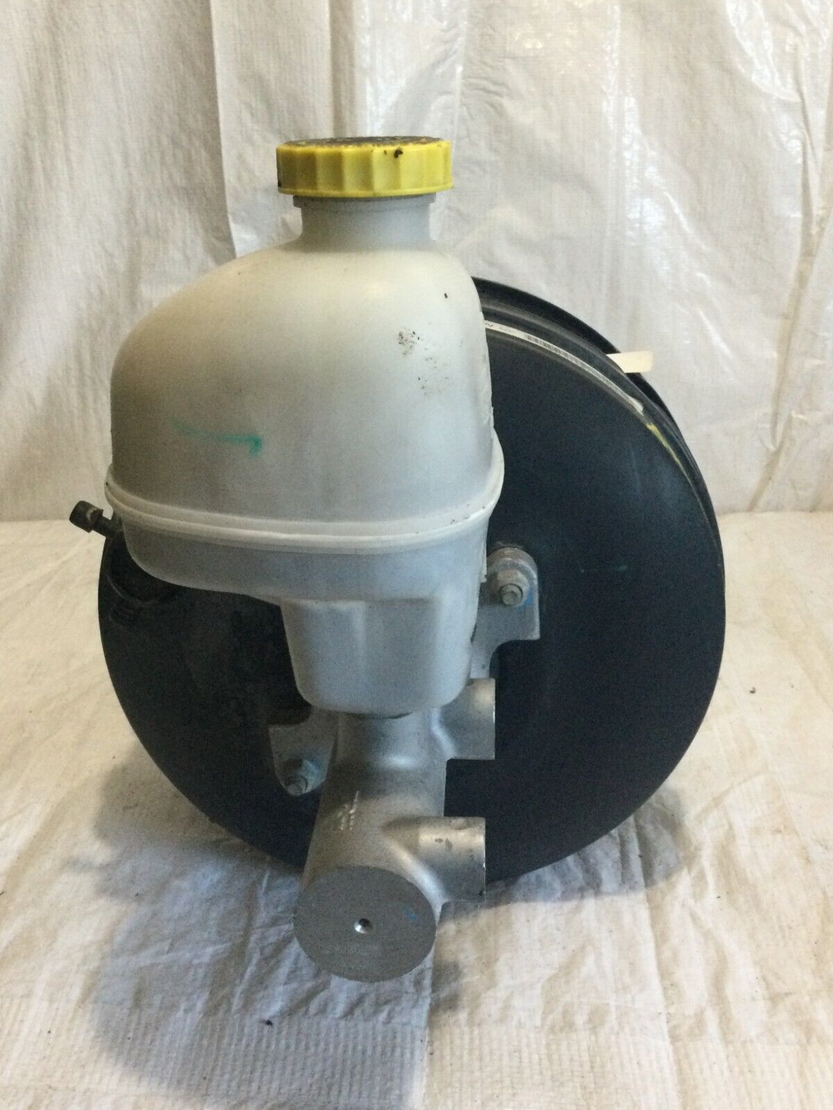 2007 Dodge Ram 1500 Power Brake Booster W/ Reservoir OEM