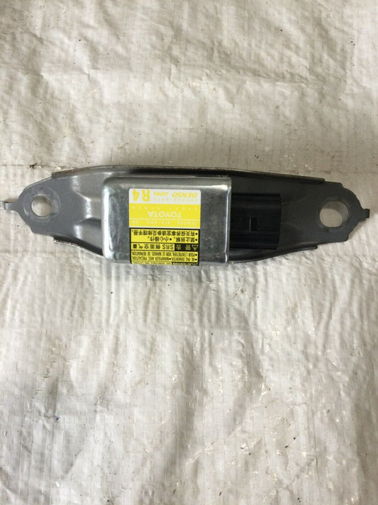 2009 Toyota Prius Crash Impact Sensor OEM 89833-47030