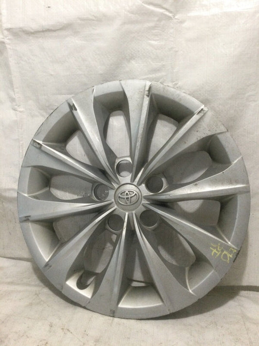 2016 Toyota Camry  Wheel Cover OEM