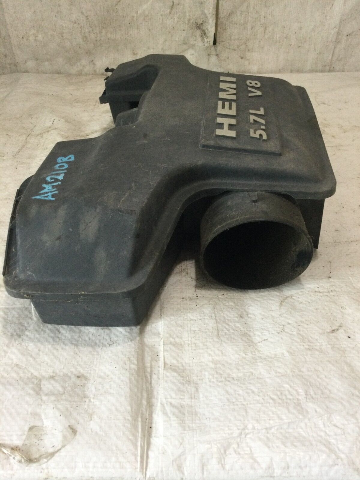 2007 Dodge Ram 1500  Air Intake Tube Resonator  OEM