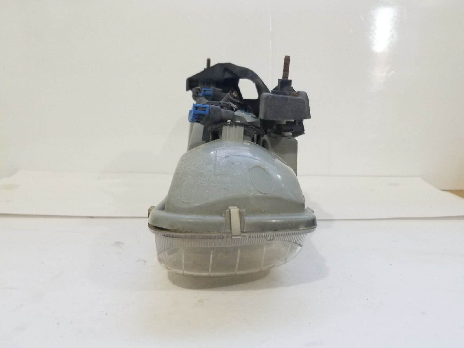 Driver Left Head light Headlamp OEM 99 00 01 02 Chevy Silverado 1500 