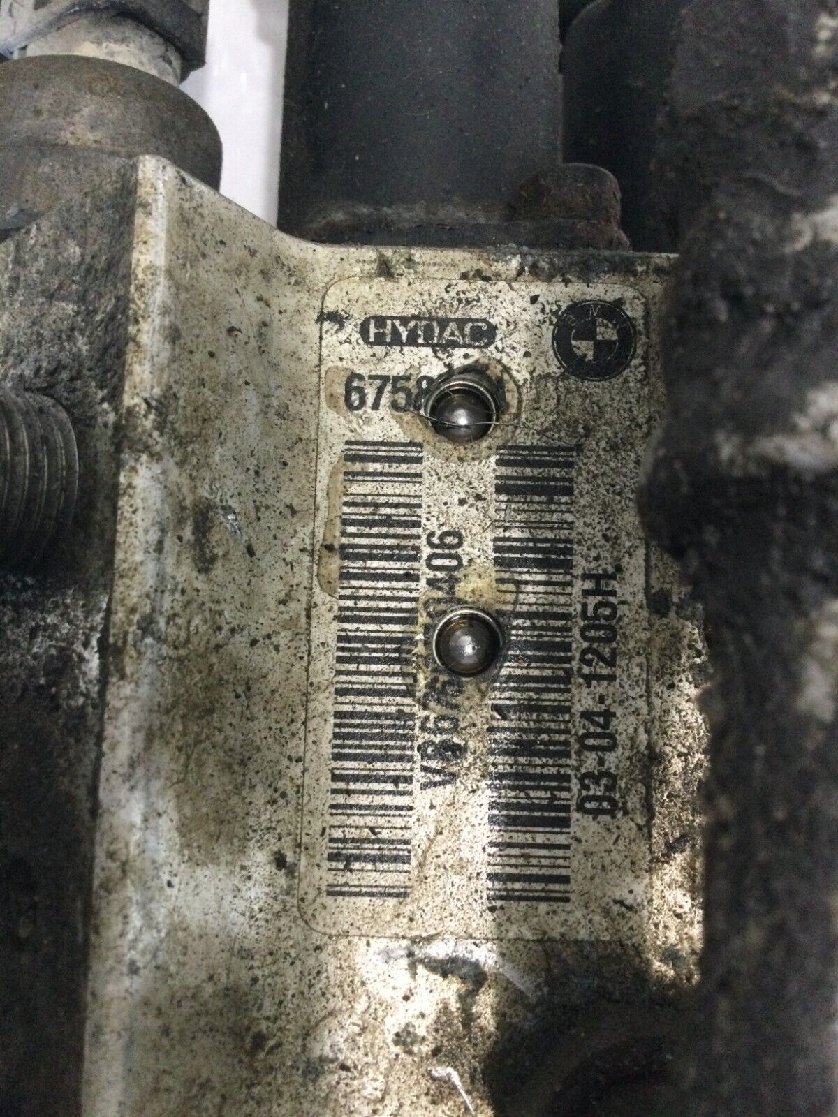 2004 BMW 745I Dynamic Drive Hydraulic Pump OEM