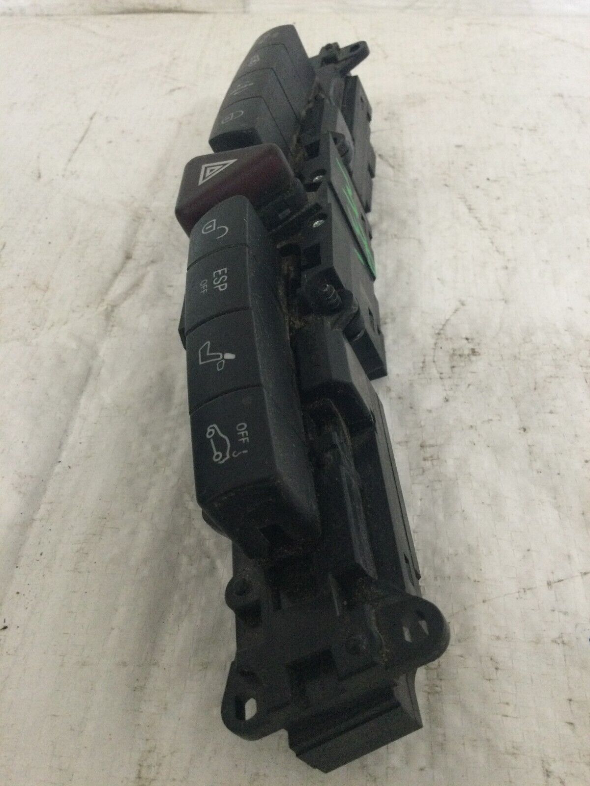 2004 Mercedes-Benz S430 Center Dash Control Lock W/Hazard Switch 2208218158 OEM