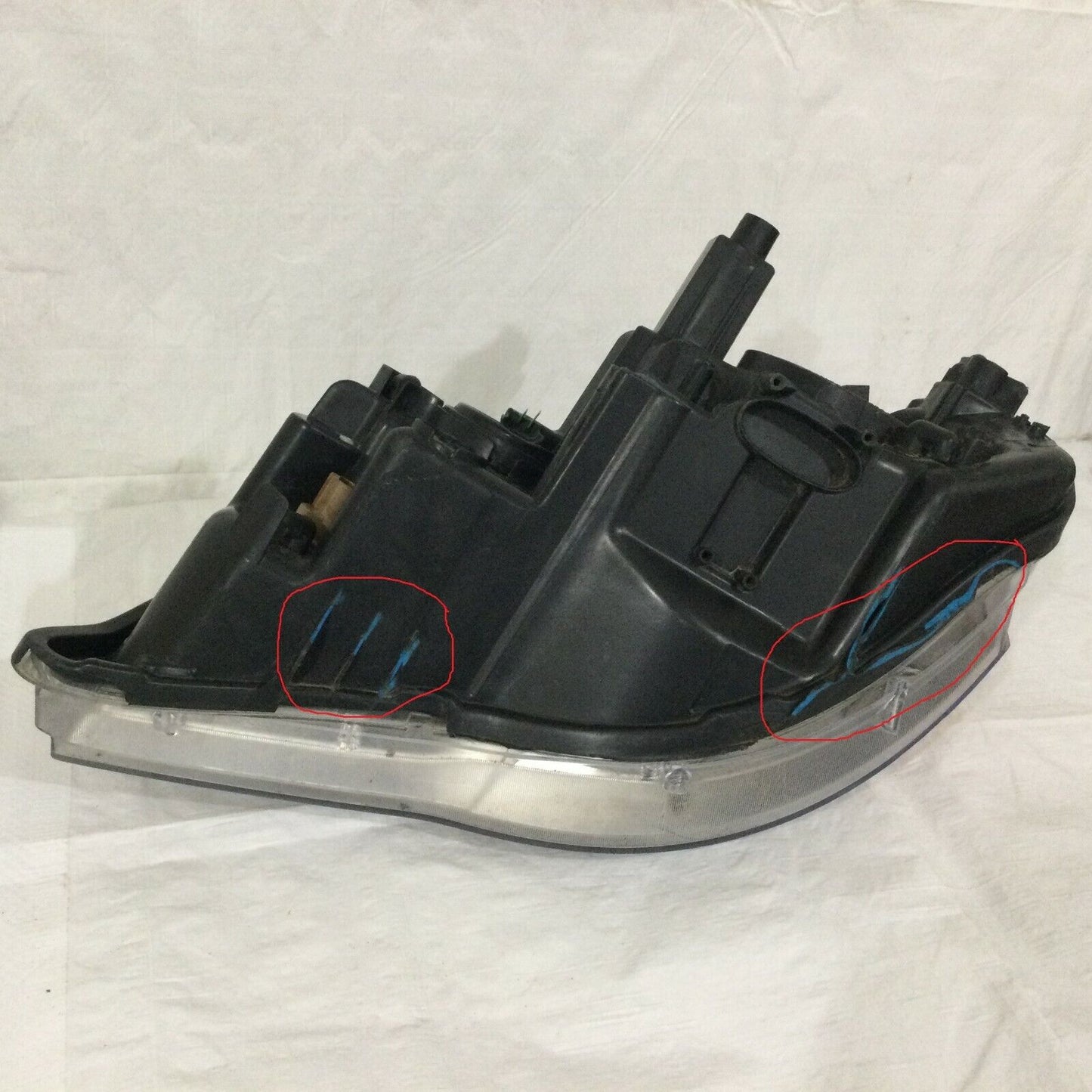 2017 Dodge Grand Caravan Passenger Right Side Headlight RH 05113336AG OEM 