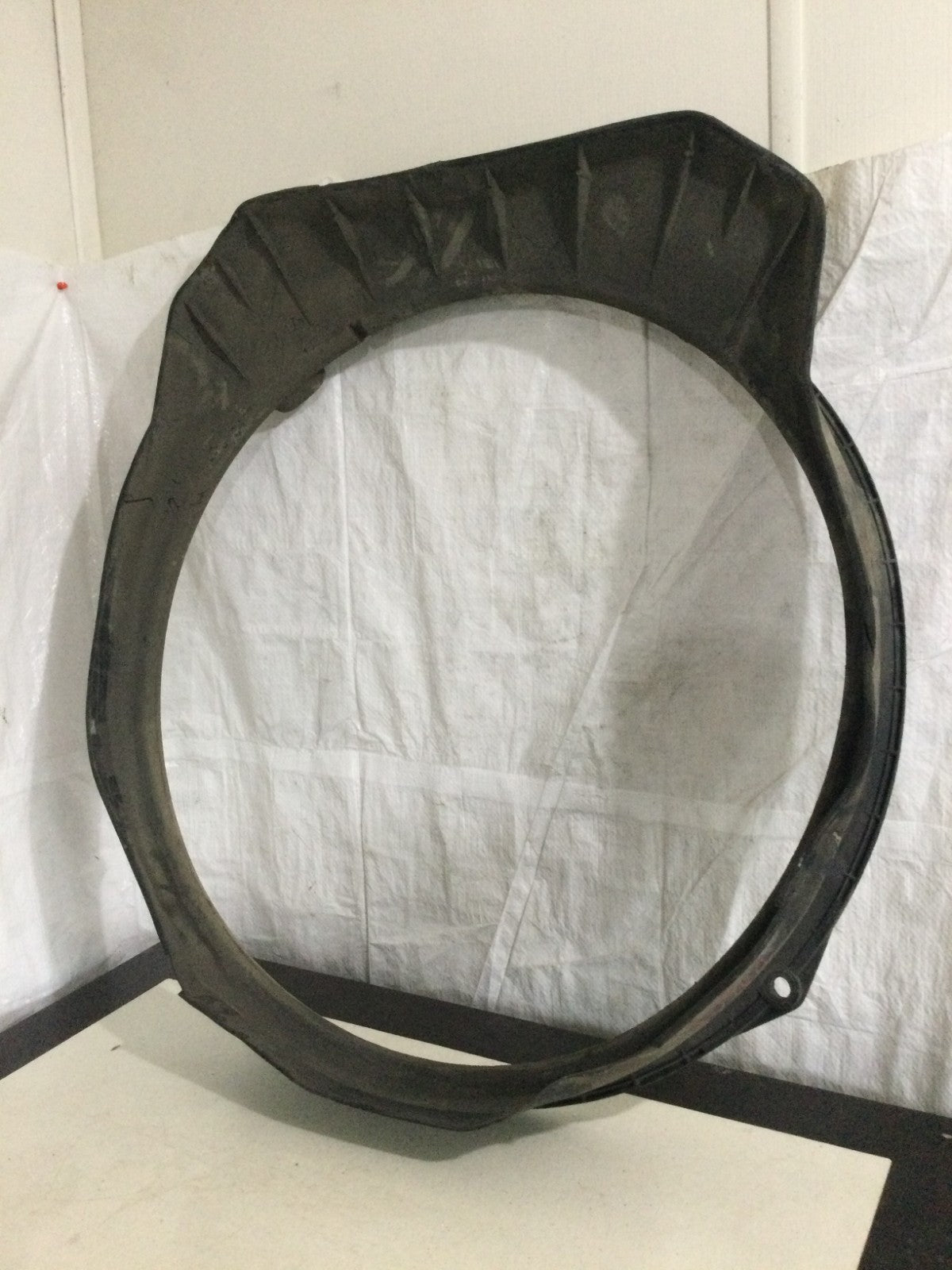 2004-2009 Dodge Ram 2500 3500 Diesel Engine Fan Shroud OEM