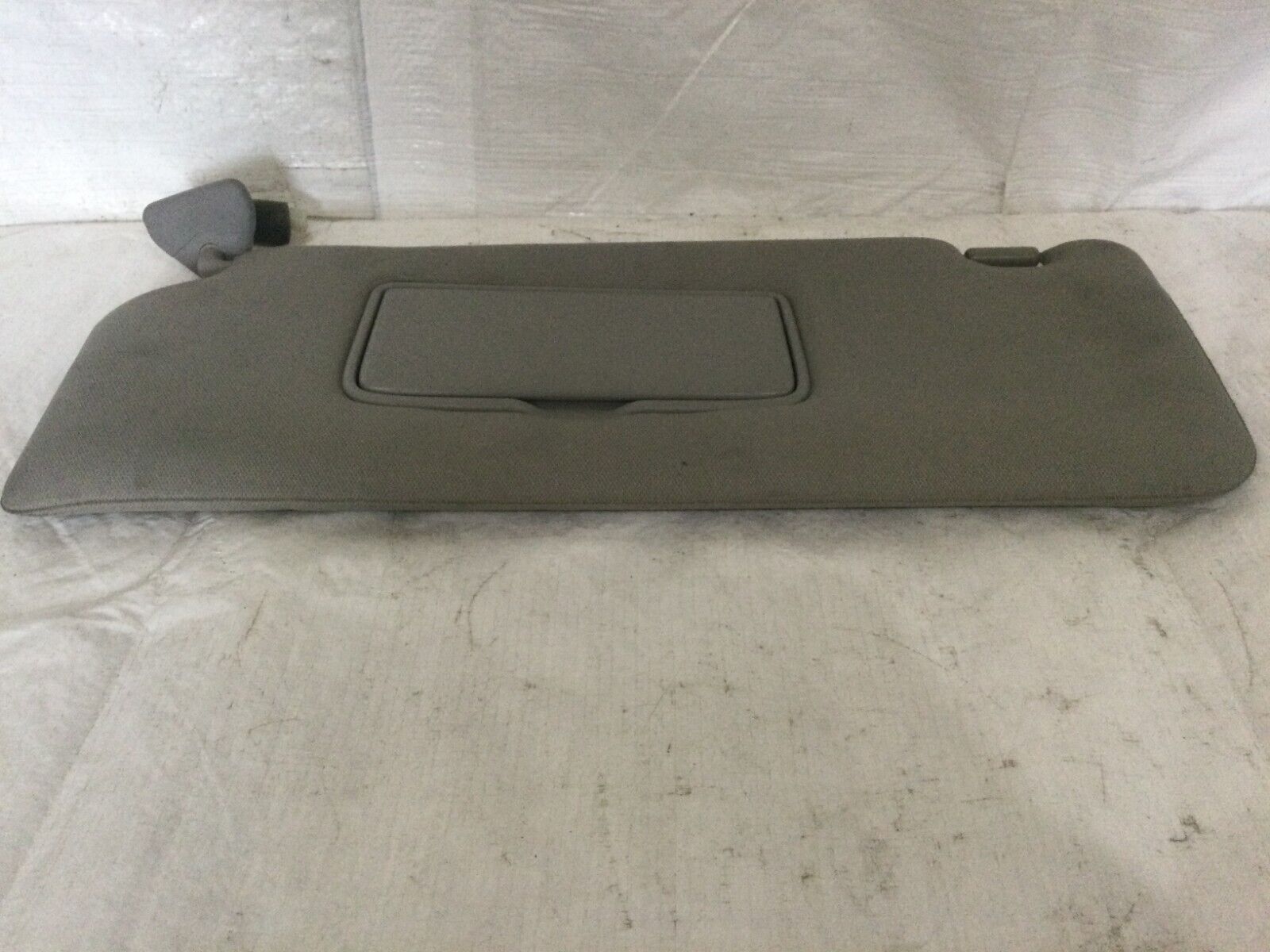 2007 Nissan Titan Sun Visor Illuminated Left Driver Side OEM LH