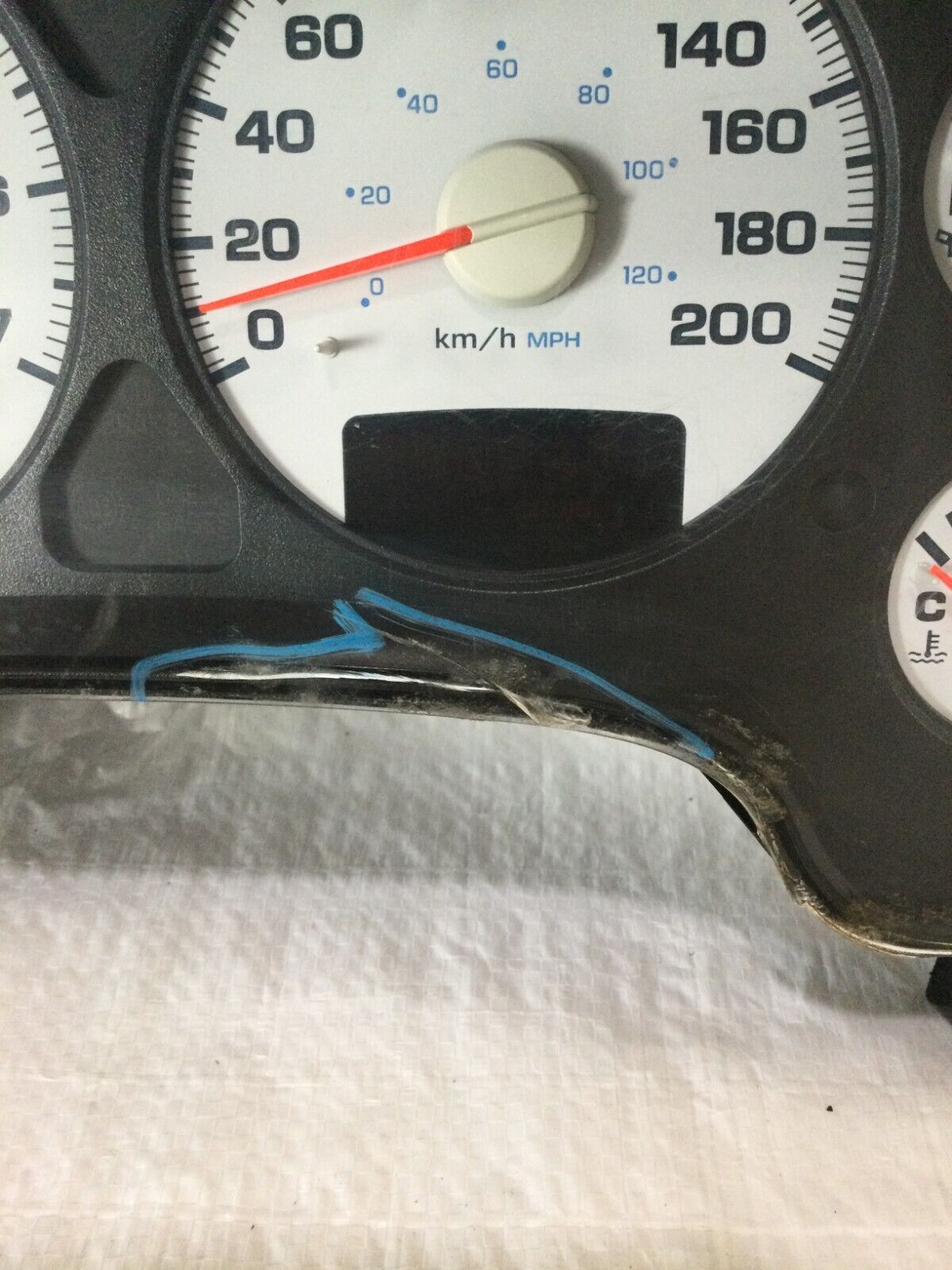 2004 Dodge Ram 1500 Speedometer Instrument Cluster 56051102AE OEM