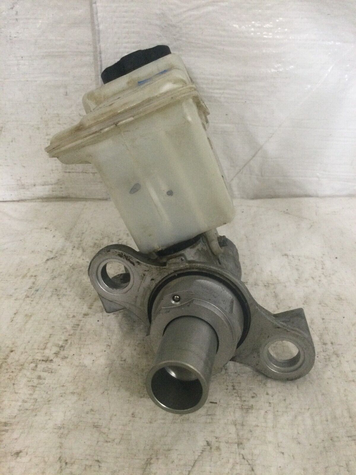 2019-2021 Chevrolet Blazer Master Brake Cylinder W/ Reservoir OEM 3.6L