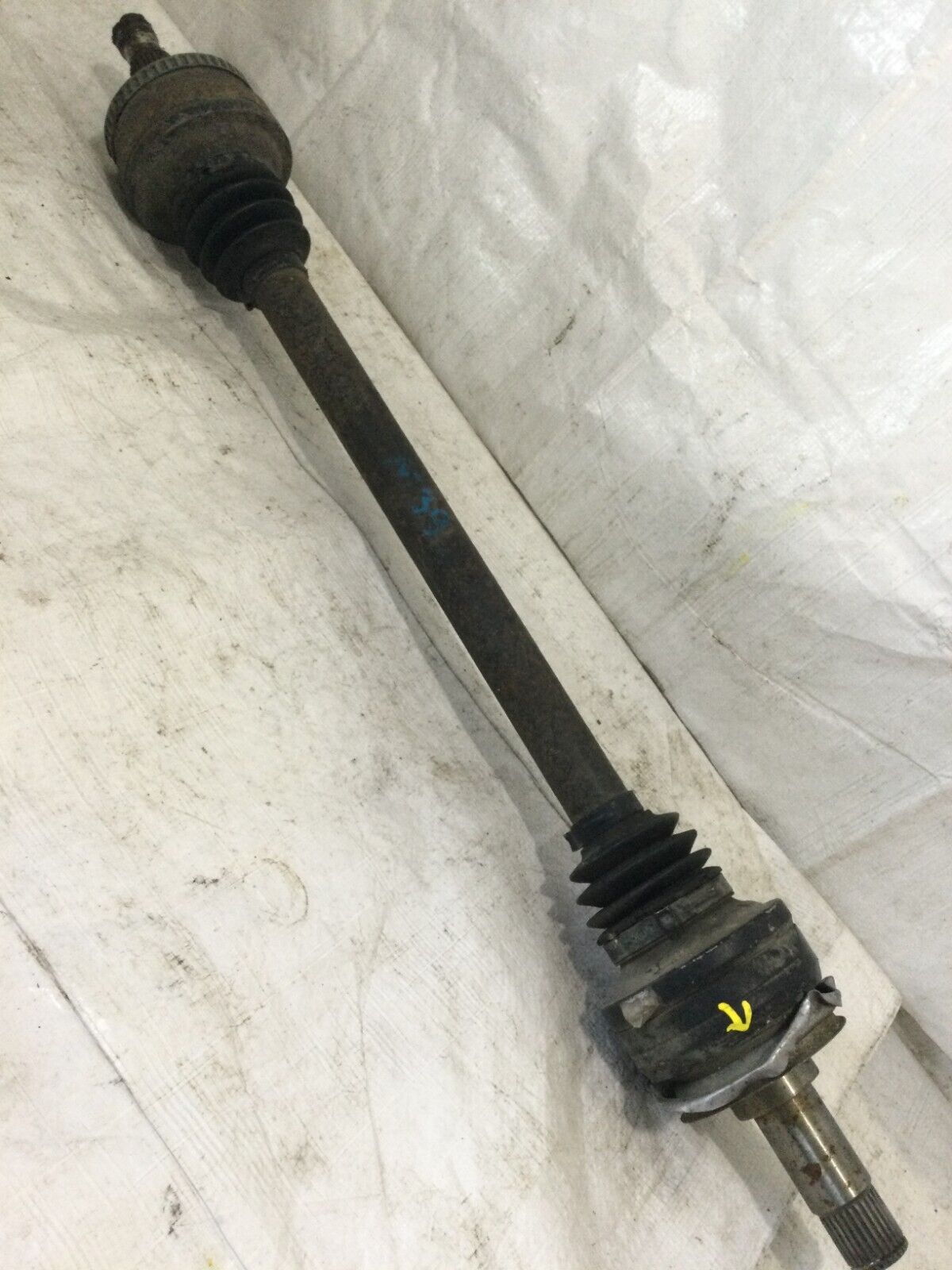 2004 Mercedes Benz S-430 Rear Right RWD Axle Shaft OEM ( DAMAGE MARKED )