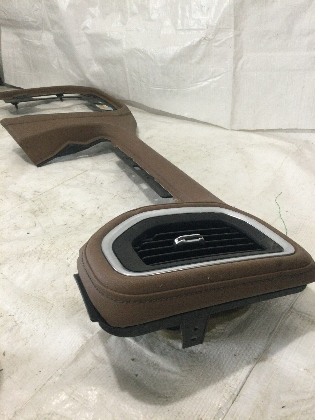 2019-2022 Chevrolet Silverado 1500 High Country Right Front Dash Panel Air Vent