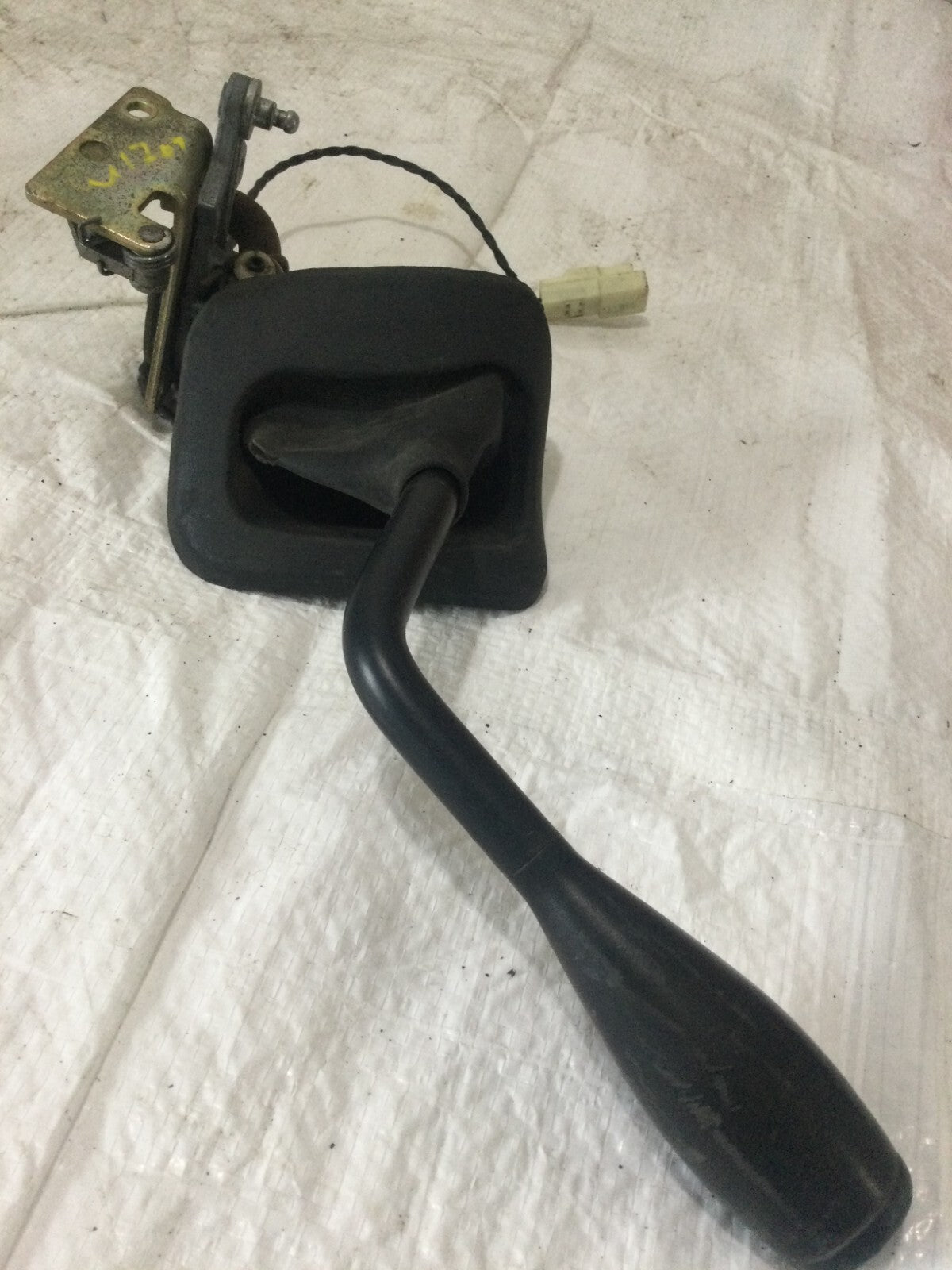 2003-2005 Dodge Ram 1500 2500 Steering Column Shifter Gear Selector OEM