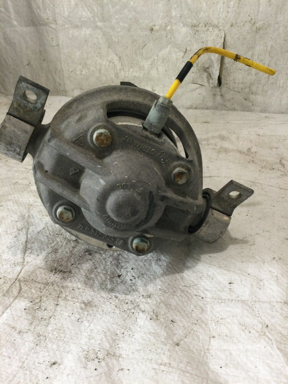 2003-2006 Porsche Cayenne Turbo Right Rear Shock Strut Absorber 7L5512022G OEM