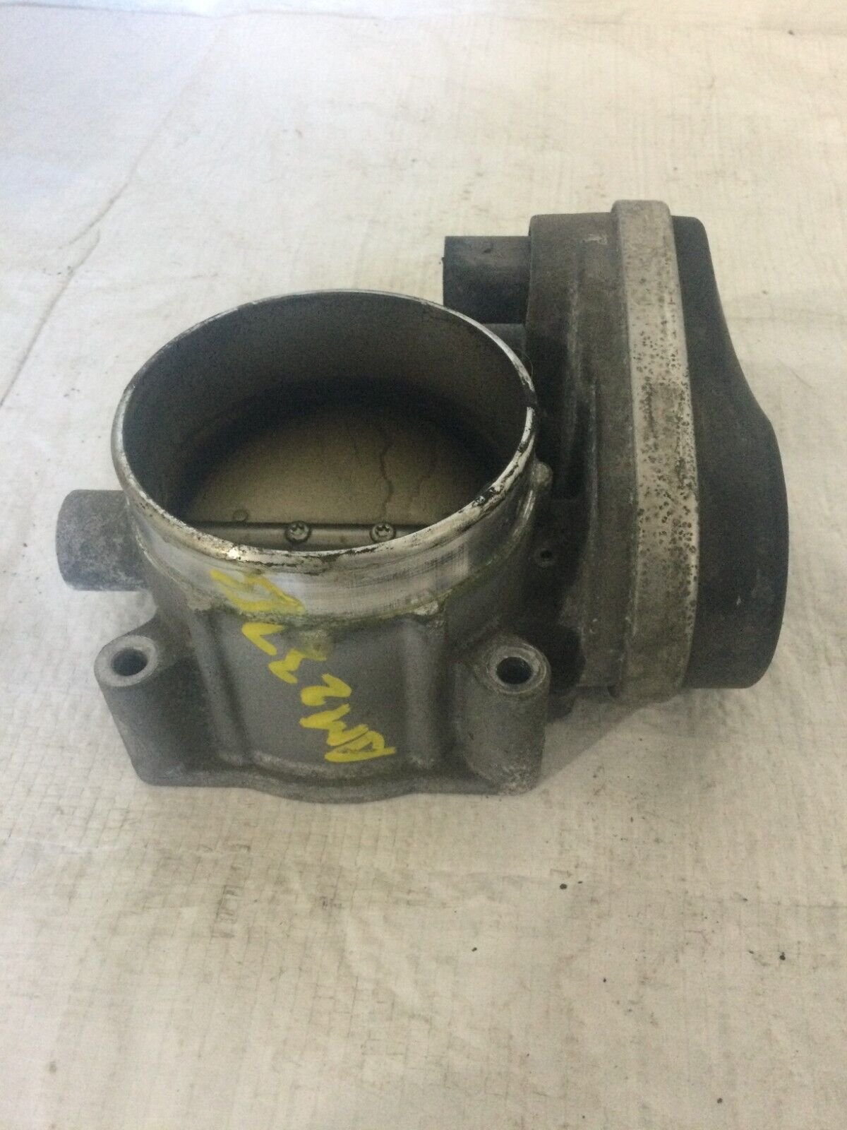 2003-2004 Dodge Ram 1500 Throttle Body Valve Assembly  5.7L 53032120AC