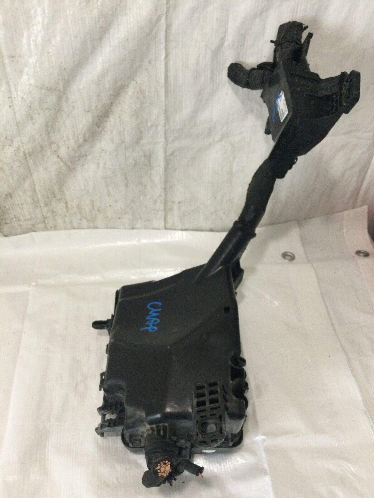 2017-2018 Hyundai Elantra Fusebox Fuse Box Relay Module 91203 F2260 OEM