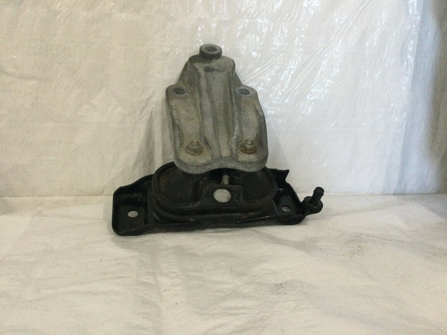 2017 Dodge Grand Caravan 05273994AB Engine Motor Mount OEM