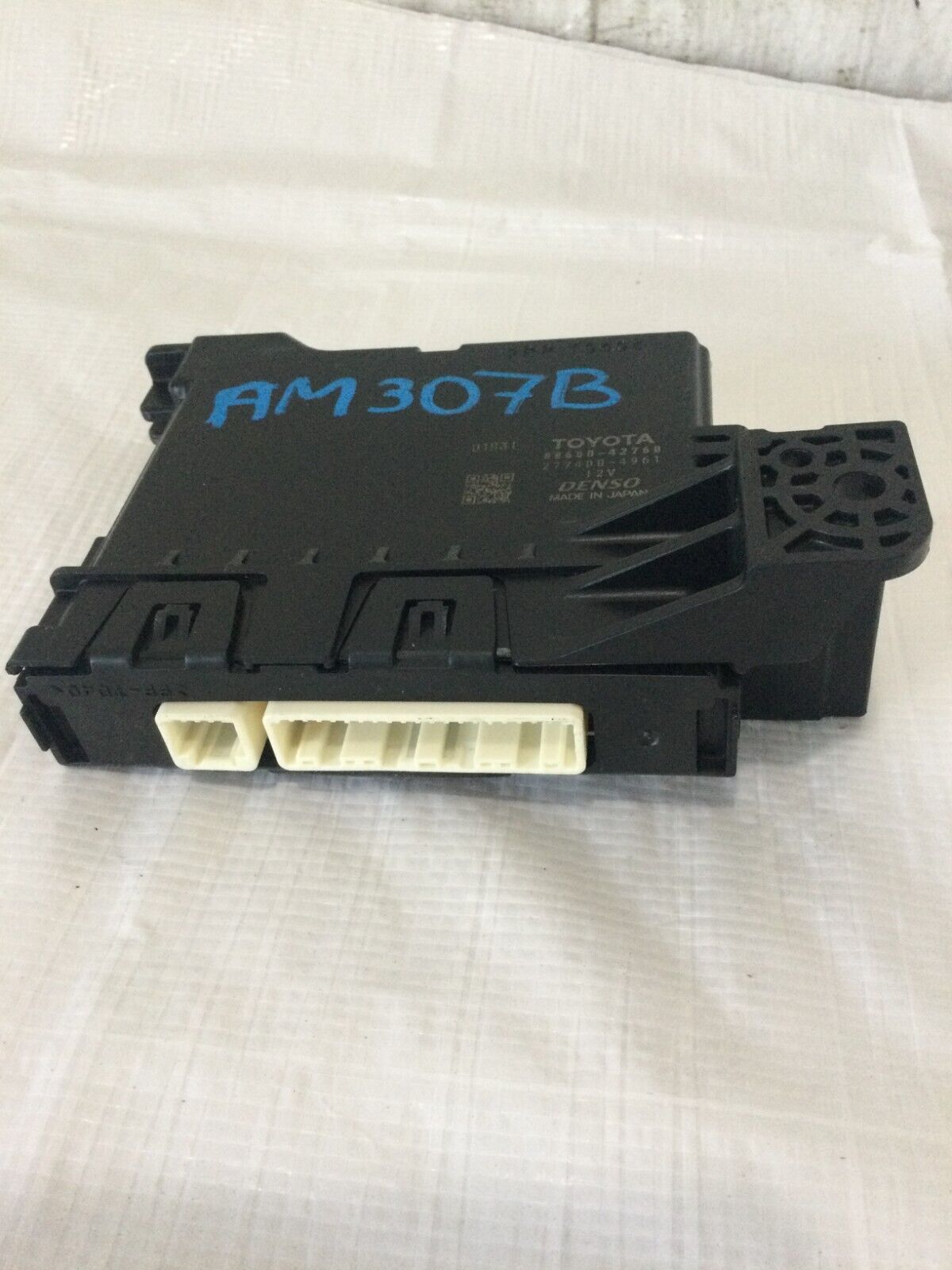 2018 Toyota RAV4 Air Amplifier Controler  Module 88650-42760 OEM