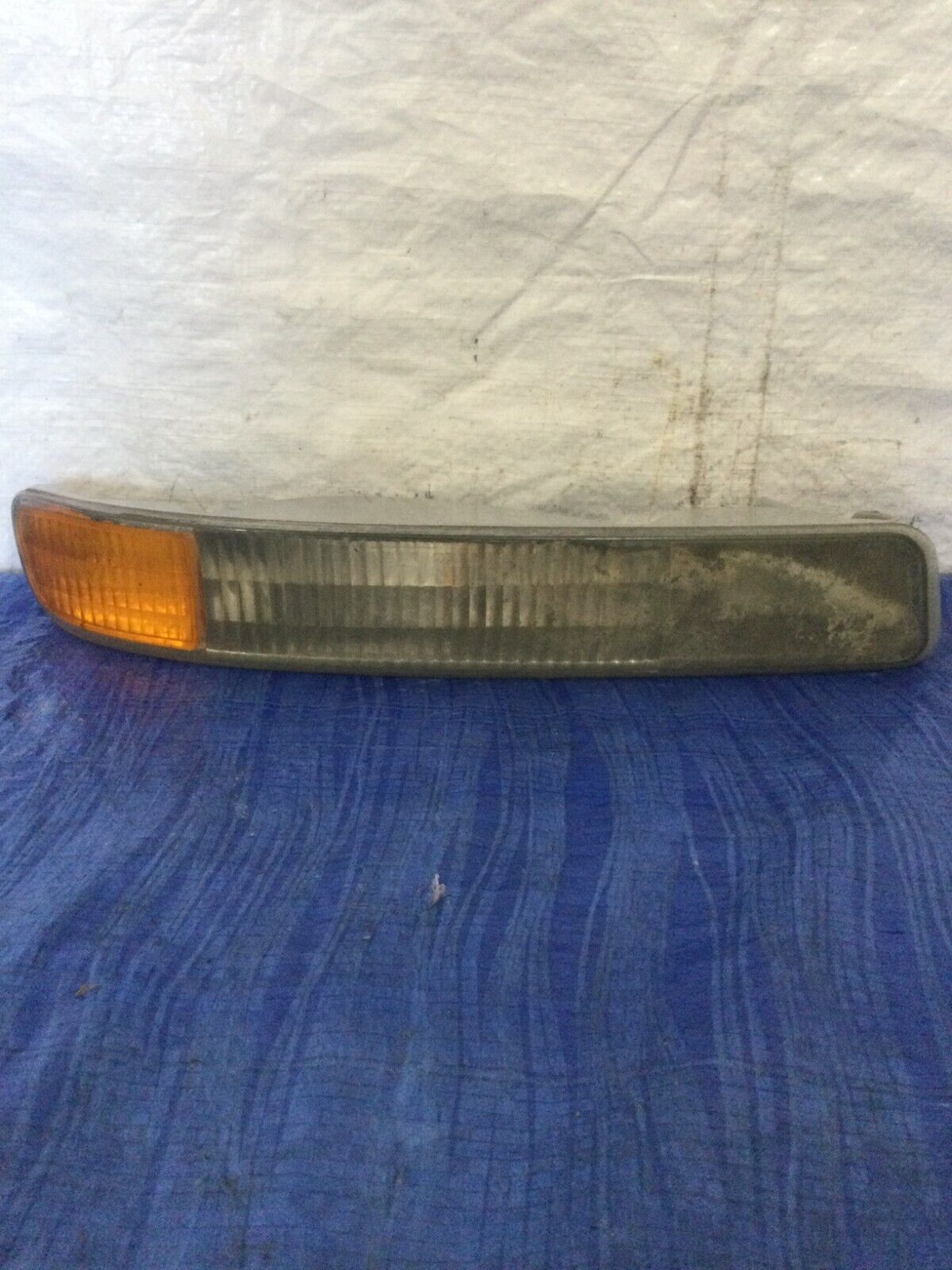 2006 GMC Yukon RH Parking Turn Signal Light OEM 16524676B OEM