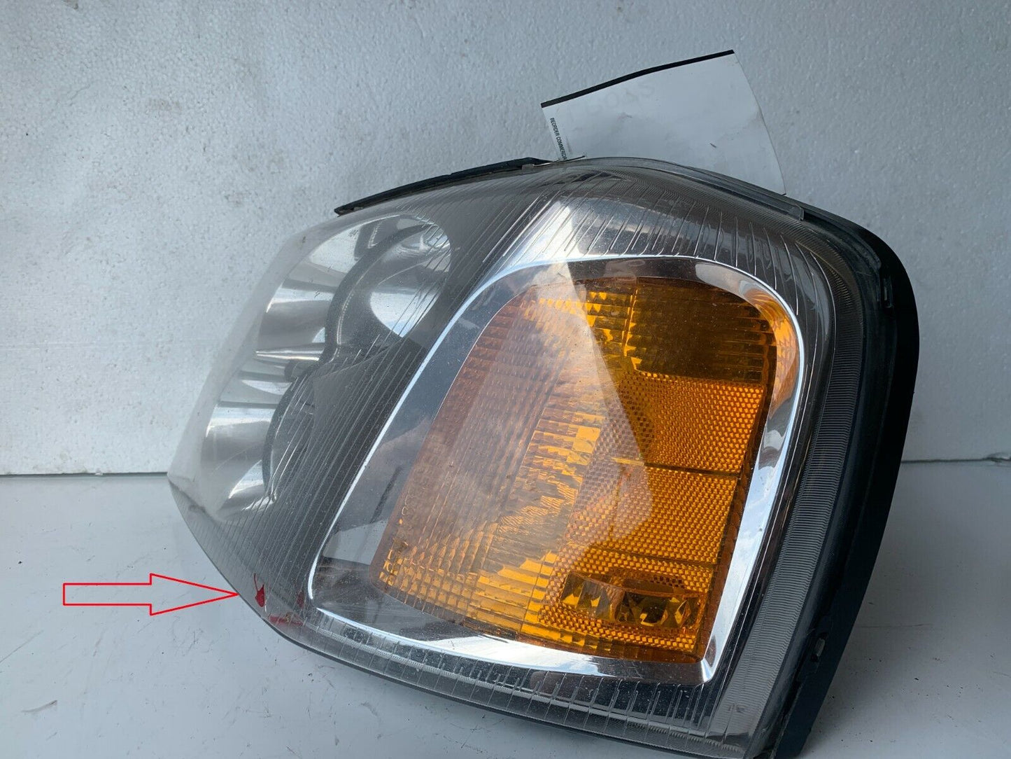 2006 Chevrolet Envoy Headlight Lamp Left Driver Side LH OEM
