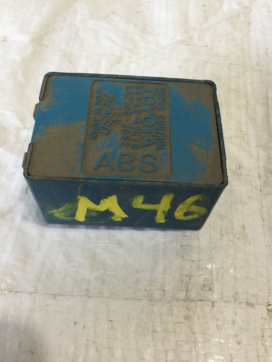 2009 Toyota Prius  Rear Wiper Control module 86940-47010 OEM