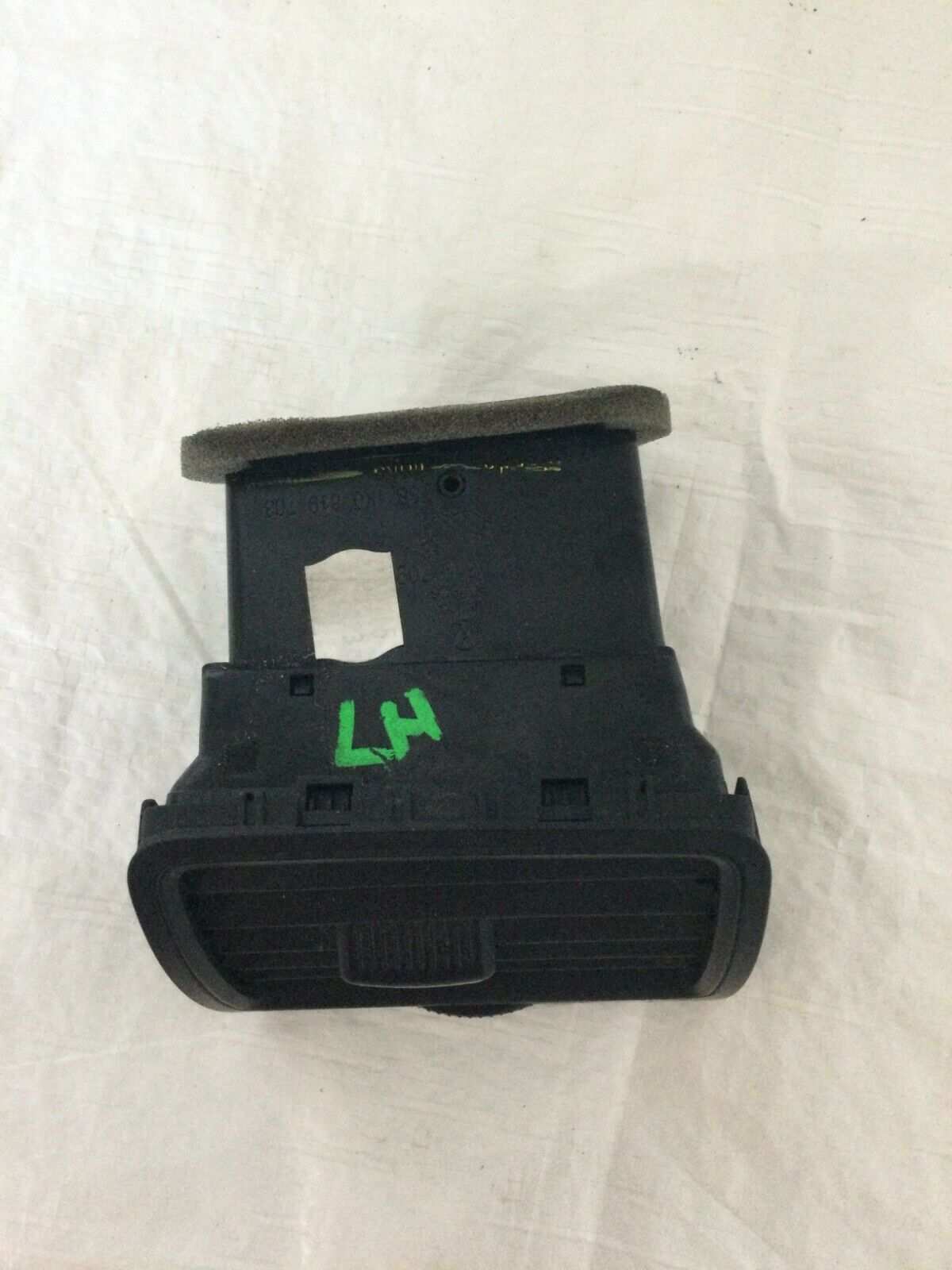 2006 Volkswagen Jetta Left Driver Side Dash Air Vent 1K0819703 OEM
