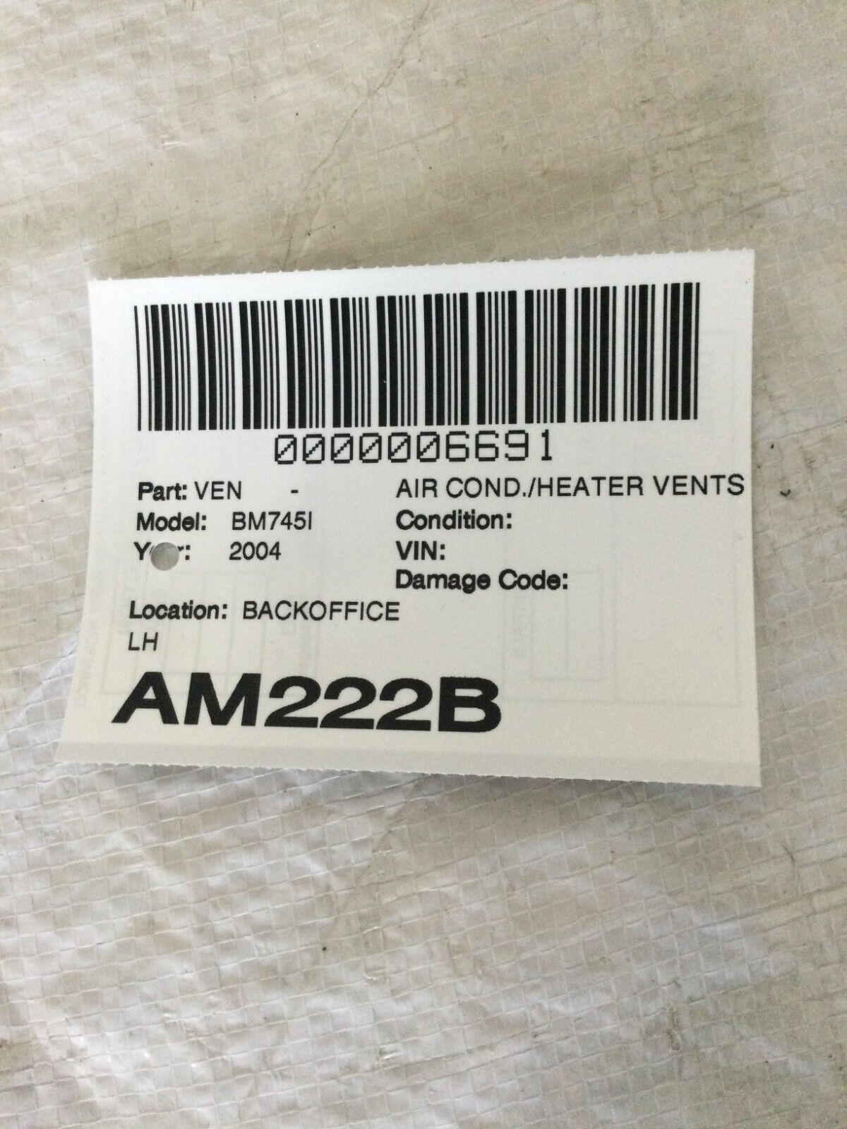  2004 BMW 745i E65/E66 Left Driver Dash Air Vent OEM 8223333 LH